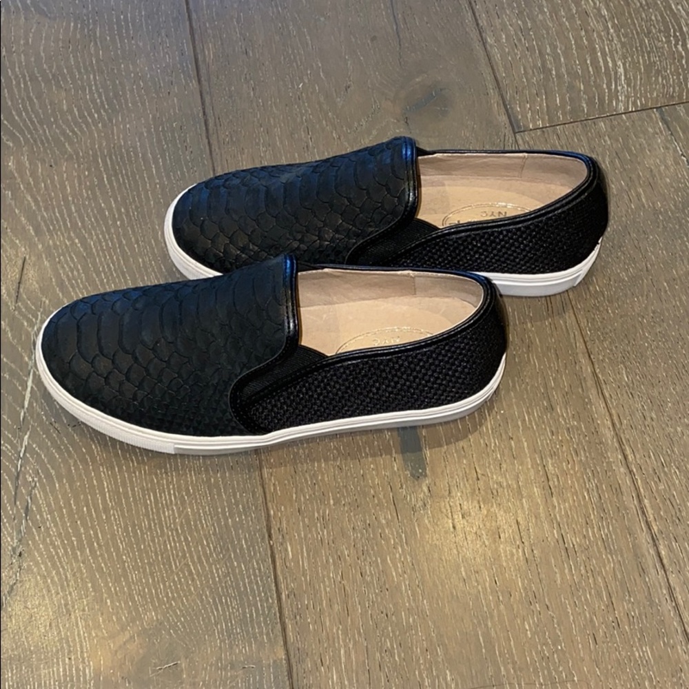 Scoop shoes